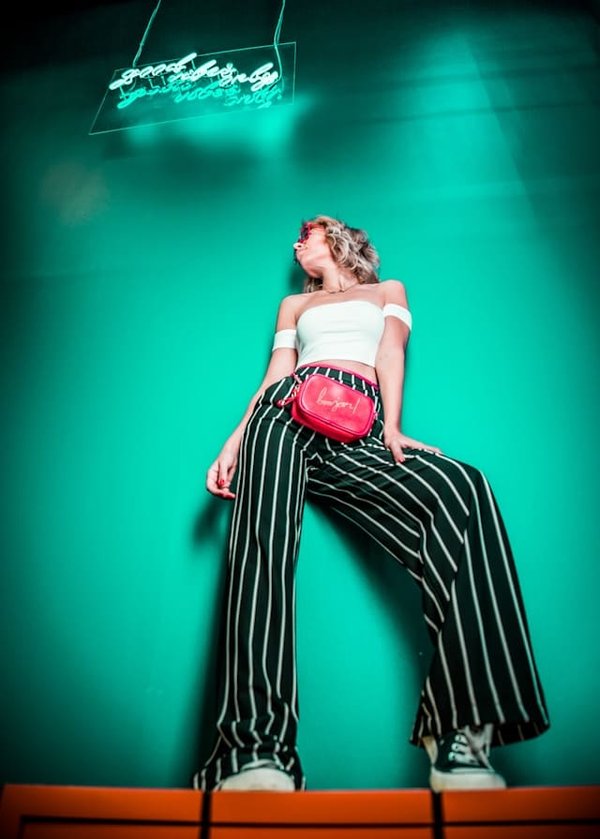 What Are the Best Fabrics for a Sensual Yet Sophisticated Sheath Dress?